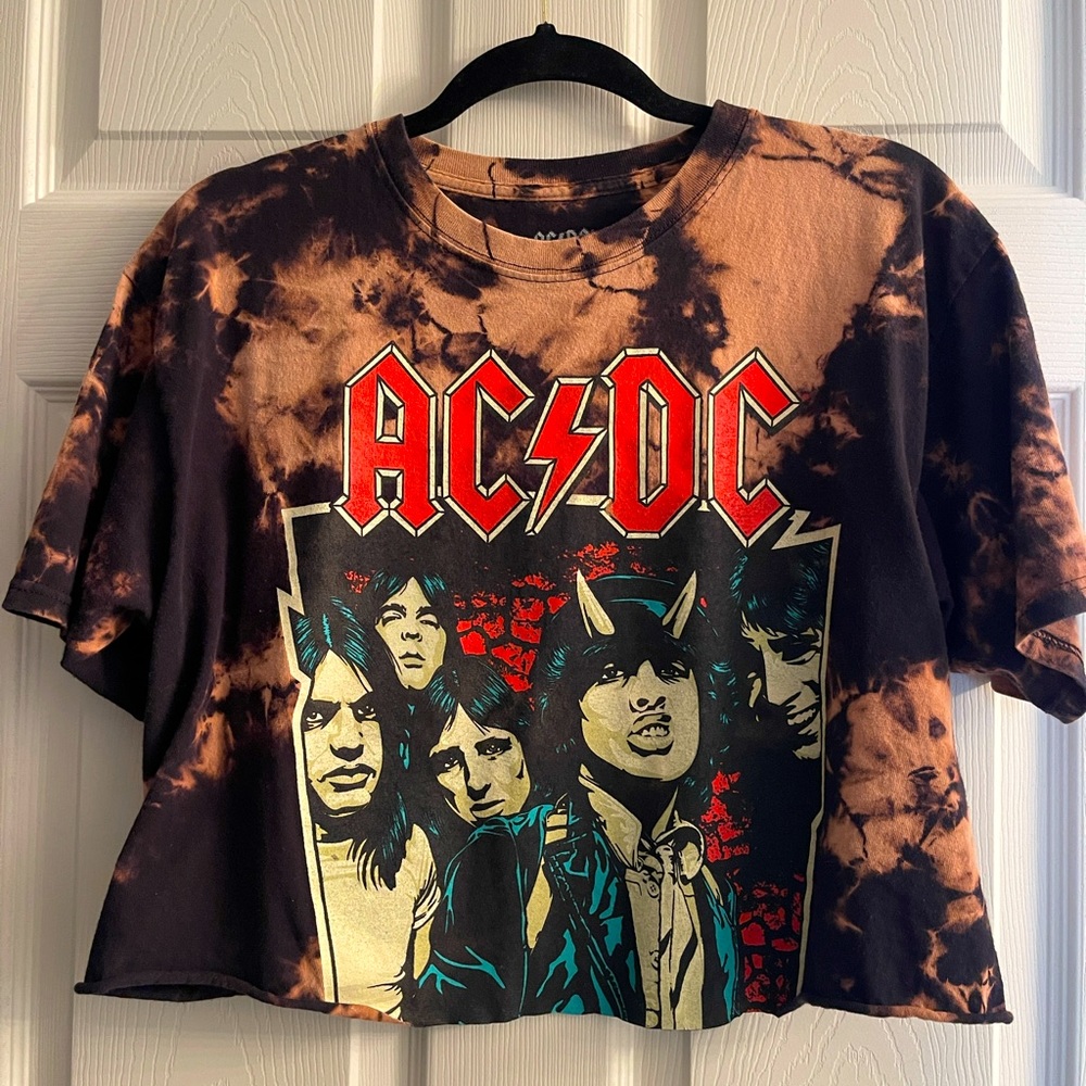 AC/DC Cropped Band Tee